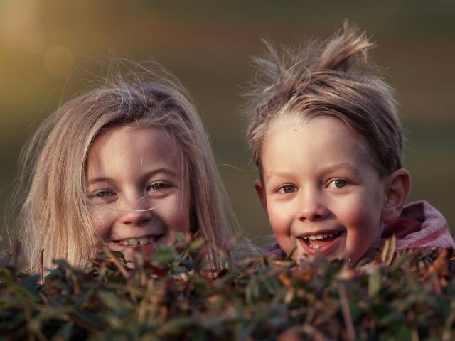 Avec Des Enfants