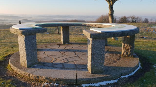 Table d'orientation à la Croix de Virine à Circourt